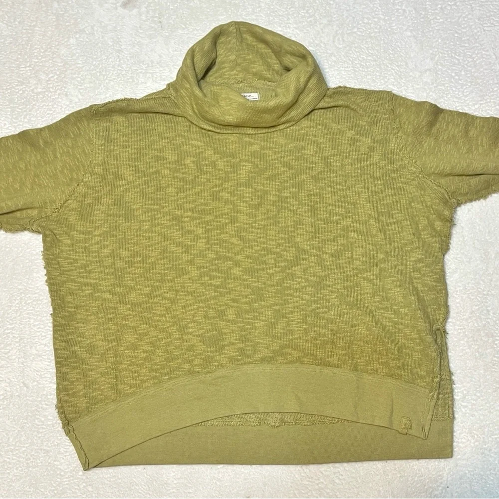 Free People Timmy Turtleneck Moss Green Cowlneck‎ Pullover Oversized Sweater XS